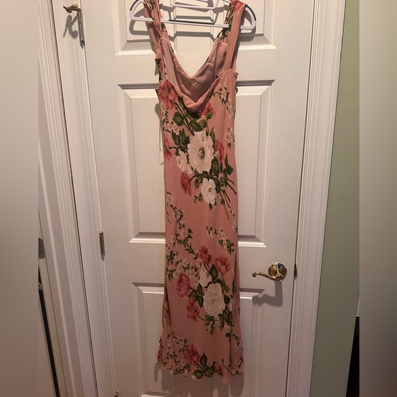 Reformation Reya Dress in Rose Garden - Picture 5 of 5